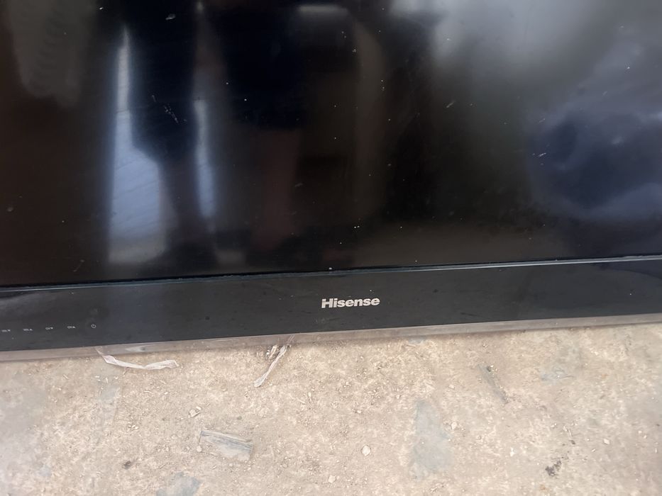 ЖК Телевизор 107 см