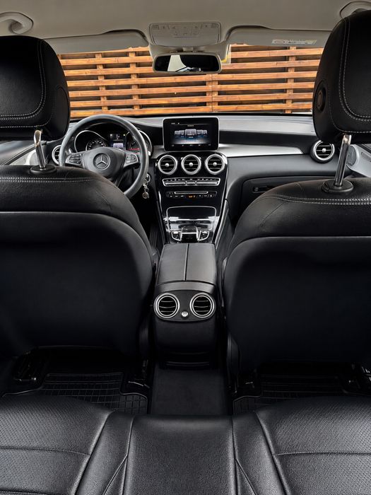 Mercedes GLC 220d 4MATIC | Distronic | 9G-Tronic | COMAND | Full LED | Blind Spot | Euro 6