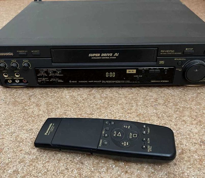 Видеoмaгнитoфoн «Panasonic NV—HD750AM HI—FI», кабель «Furutech»