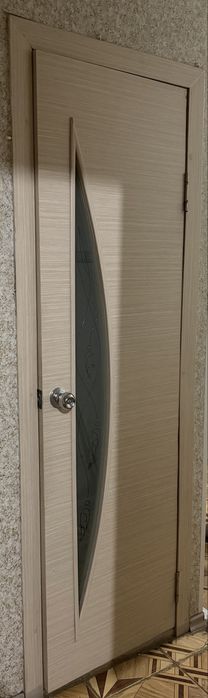 Продам межкомнатные двери