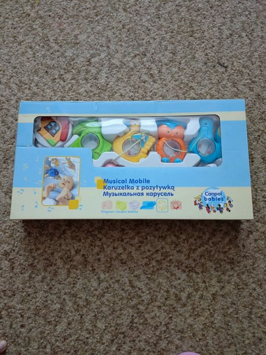 Продам мобиль на манеж