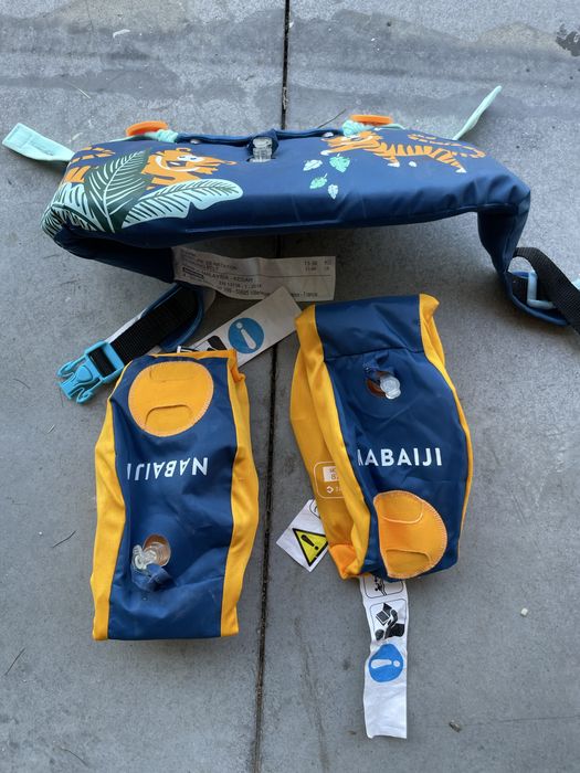 Aripioare si centura de innot