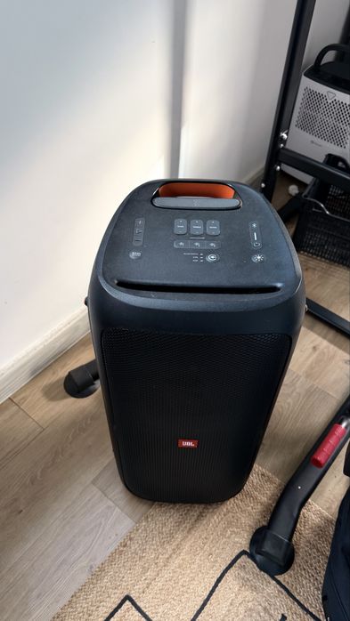 Vand boxa JBL partybox 310