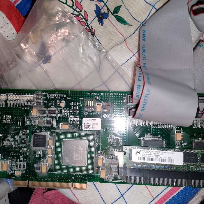 Placă RAID Adaptec AAR-2400A Vintage - Procesor Intel i960