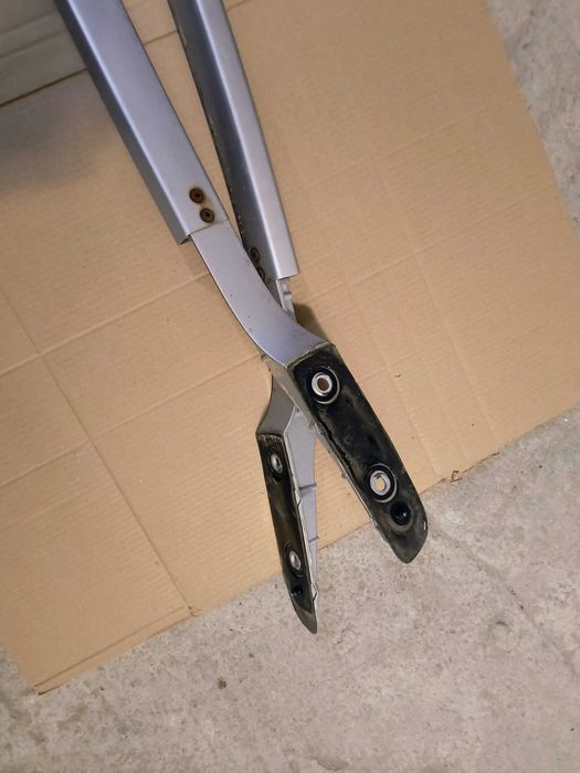 Надлъжни греди за Тойота Корола версо 2004-2009