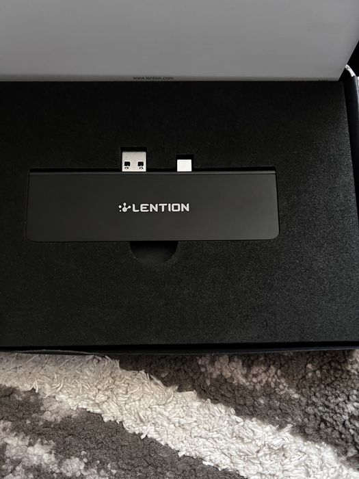 Hub хъб Surface Pro 7 Нов !