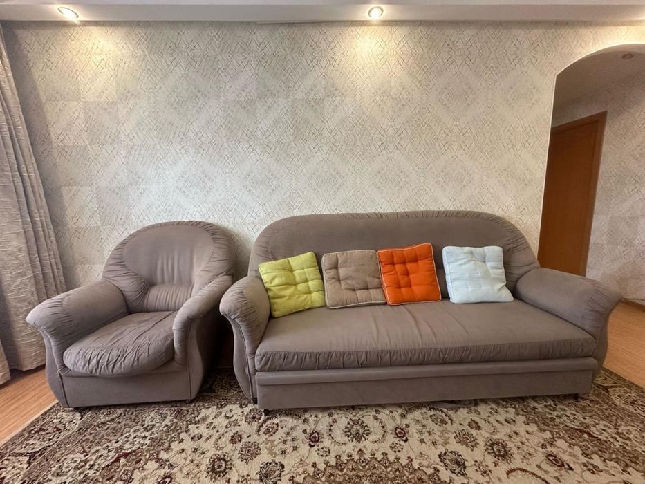 Диван+кресло=10К!