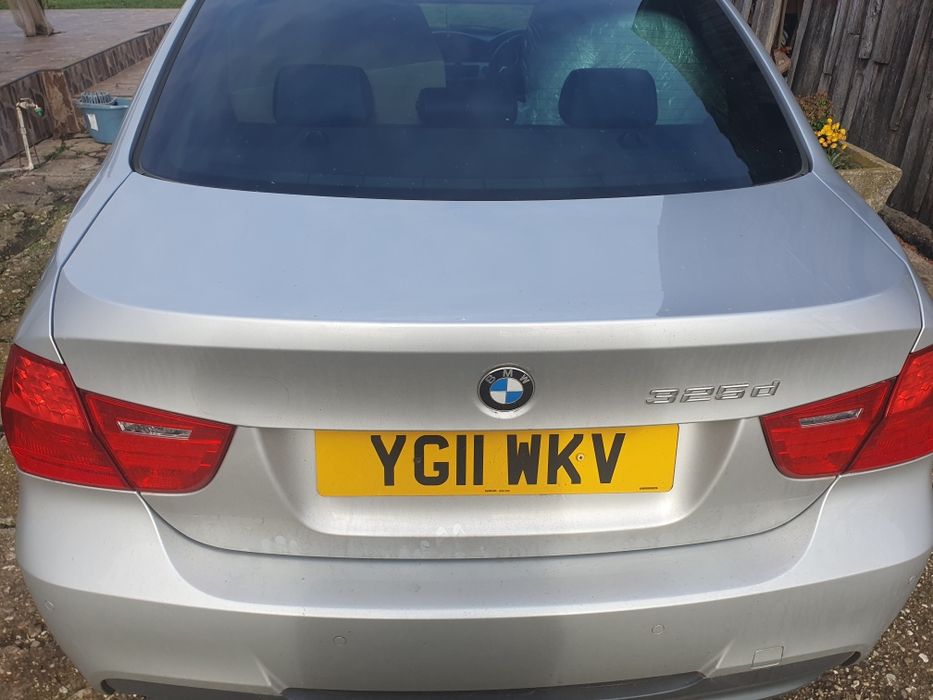 Dezmembrez Bmw E90 325D