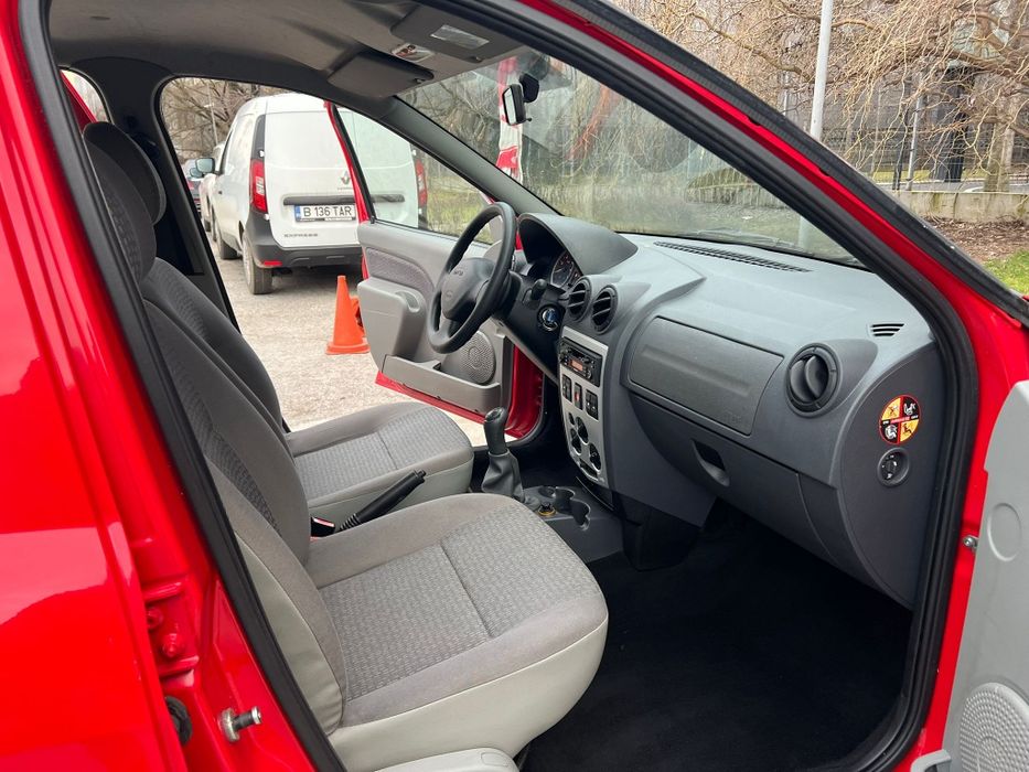 Dacia Logan Laureate 1.6 MPI KM Doar 28.000 reali