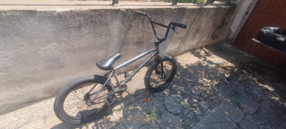 BMX Scout за трикове