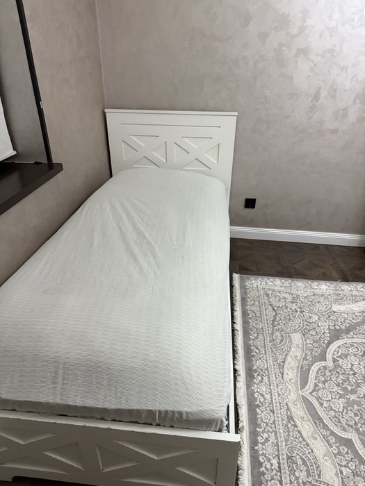 Продам спальный гарнитур для мальчиков