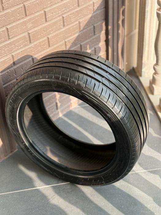 Японская Резина почти новая