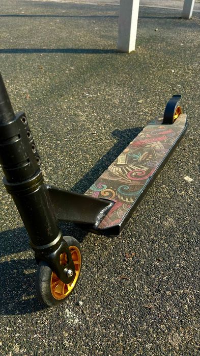 Самокат в отличном состоянии