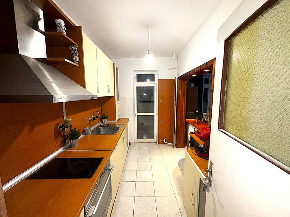 Многостаен Апартамент центъра на Разград