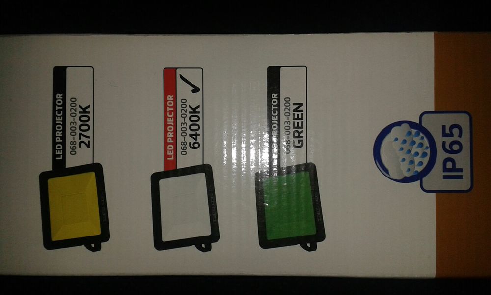 Proiector led 200 W cu 240 leduri smd