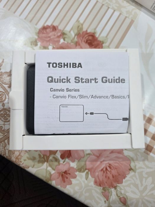 Преносим външен твърд диск Toshiba Canvio Basics с капацитет 2 TB