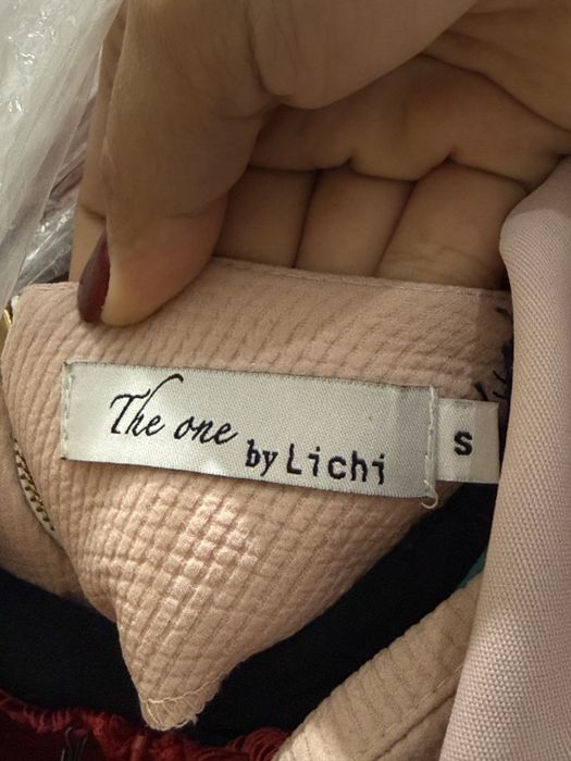 Продам платье Lichi