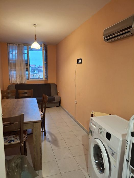 Дава се под наем Двустаен апартамент в Плевен, Идеален център - 75 кв.м за 382.5 € - Снимка #5