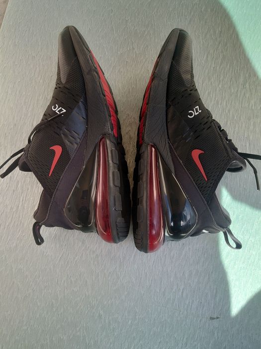 Маратонки NIKE 270