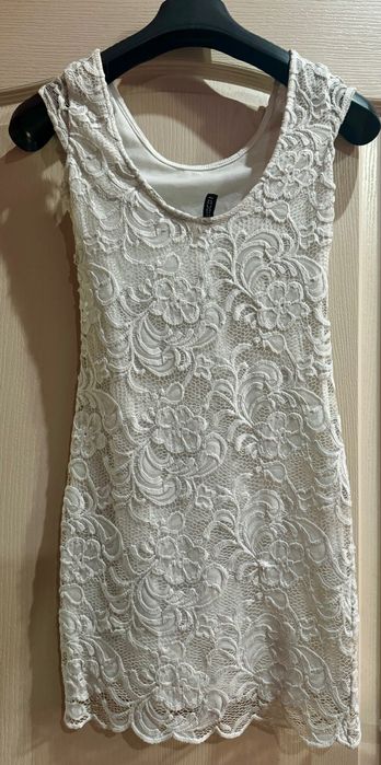 Рокли, различни модели в черно и бяло