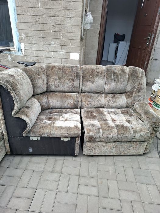 Отдаём набор диван + кресло