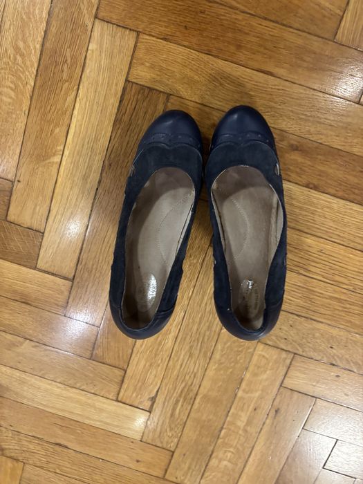 Дамски обувки.