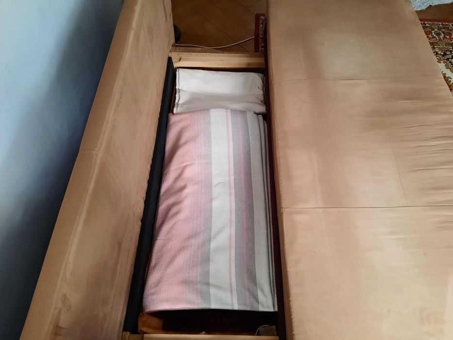 Vand canapea extensibila