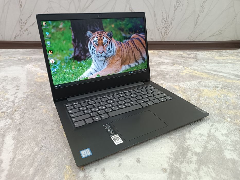 Современный НОУТБУК Lenovo