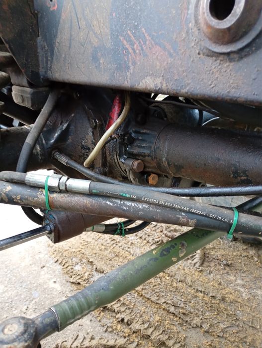 Vand tractor Mercedes MB truck 900