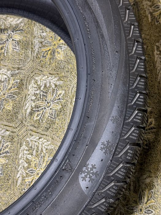 235/45/R17 Зимние шины (RUSSIA)