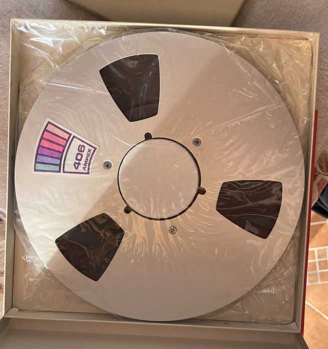 Benzi magnetofon cu role metalice 26,5