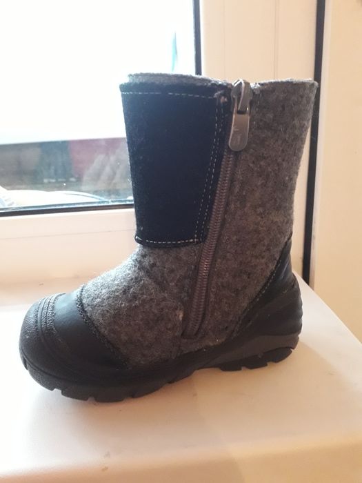 Валенки из войлка с подошвой,25 рр