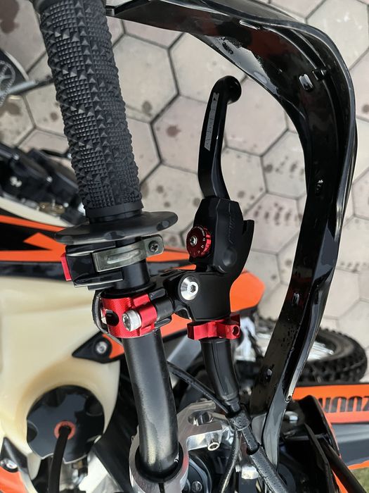 Кроссовый Zuumav K7 CBS 300