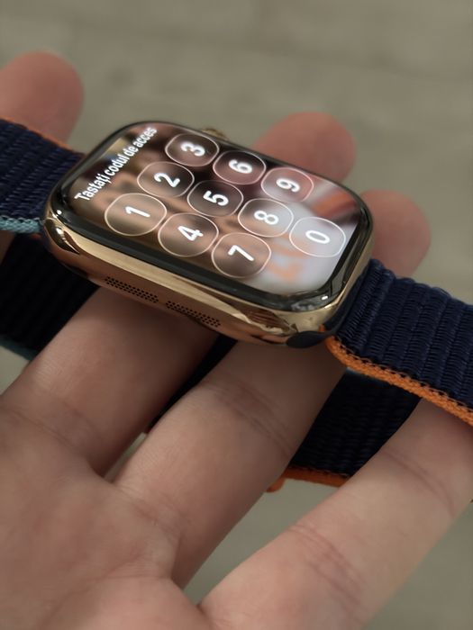 Garantie 2027+Ceas Apple Watch 11 GPS + Cellular, Carcasa Gold Titanium 42mm, Gold Milanese Loop