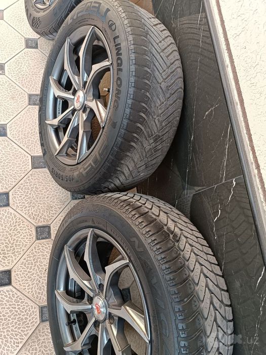 Vossen Diska Balon 195 60 R15 Holati Yaxshi