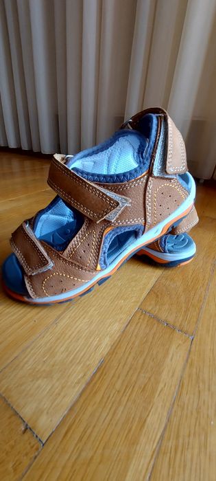 Детски сандали от естествена кожа