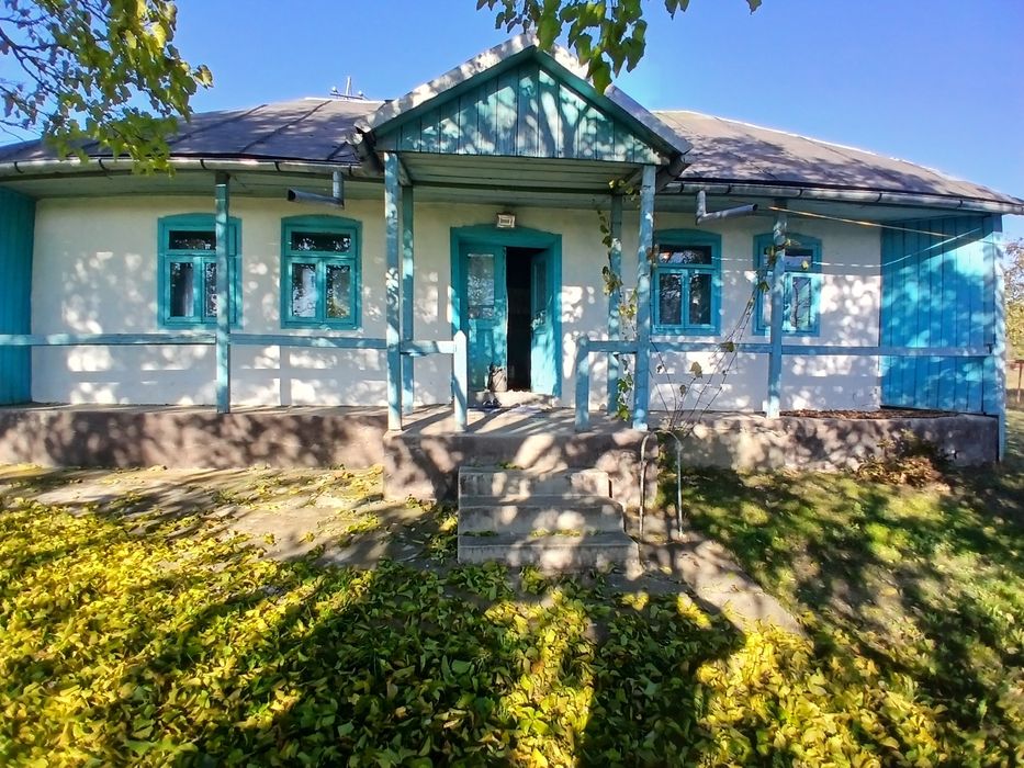 Vând Casa batranească
