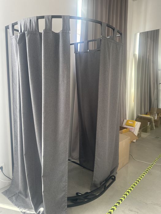 Продам примерочную ! Легкая !