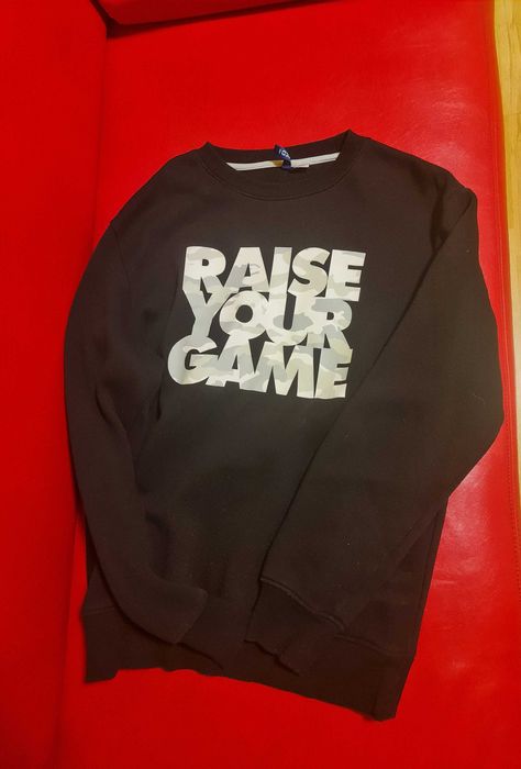 мъжки блузи всяка за 12 лв