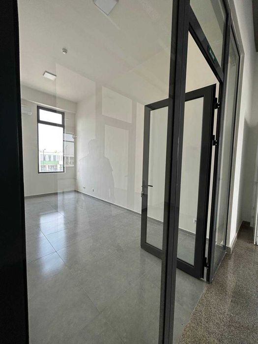 Продам 19 м2.Индэкс. Блок Б.