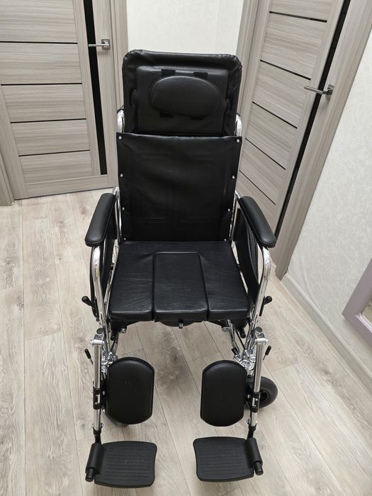 Продам коляску инвалидную