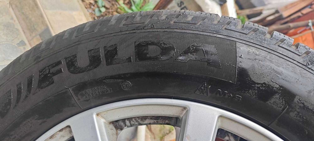 Зимни гуми с джанти