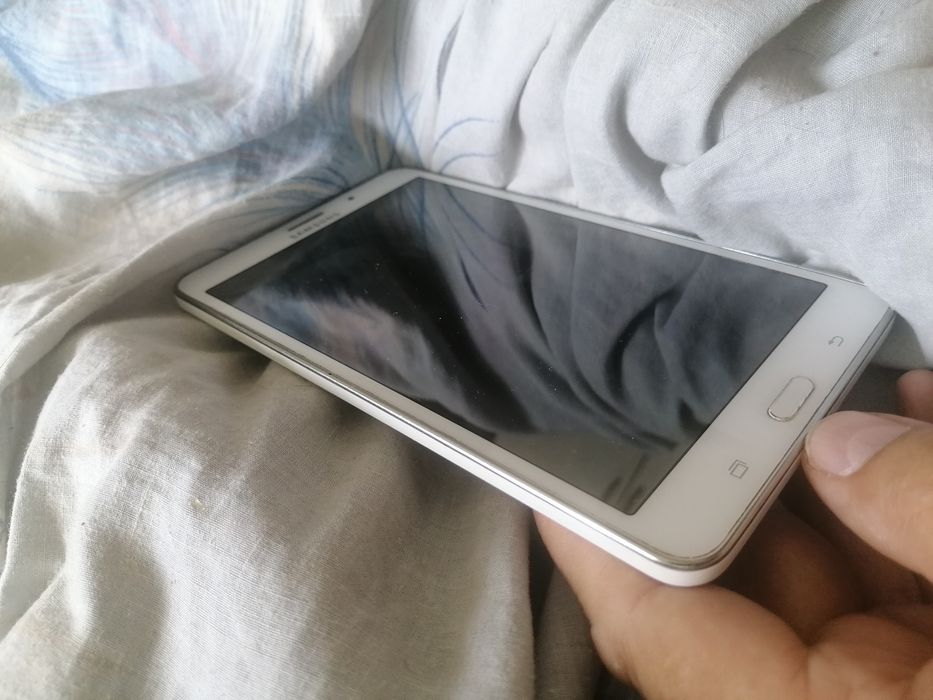 Планшет Самсунг таб 4 ( Samsung tab 4 )