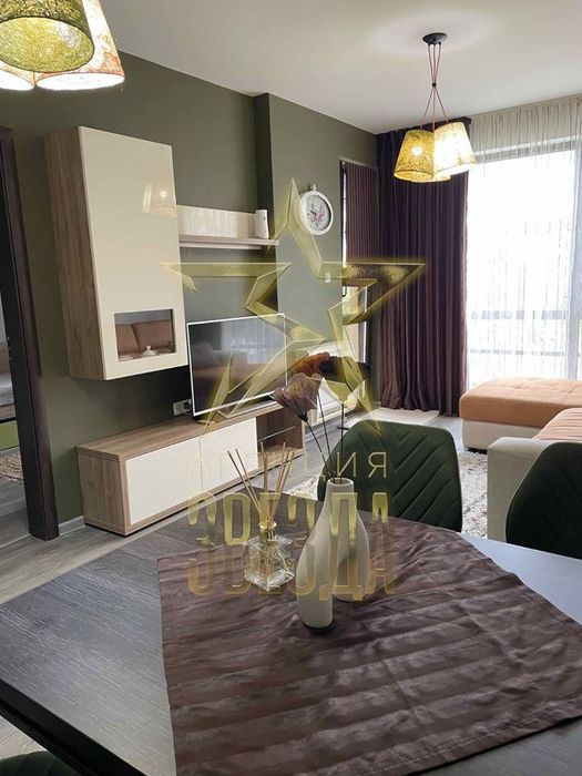 Продава се Тристаен апартамент в Пловдив, Христо Смирненски - 80 кв.м за 1913 €/кв.м - Снимка #6