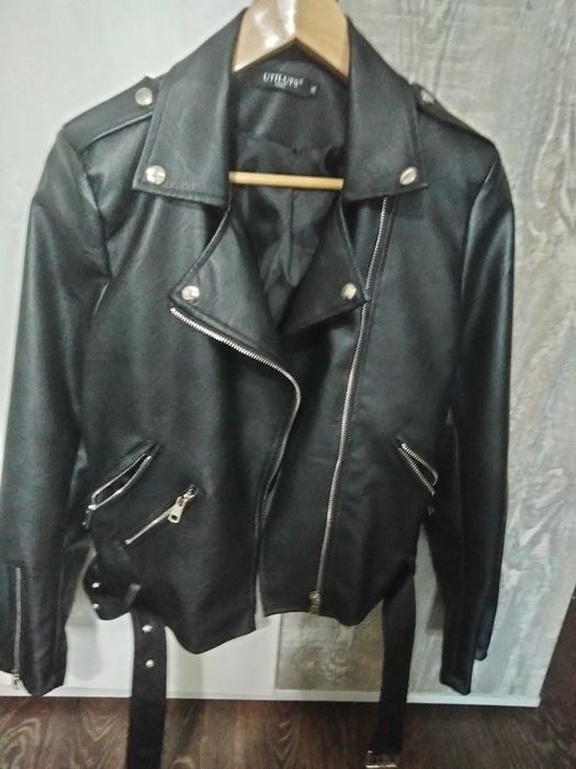 Продам кожаную куртку