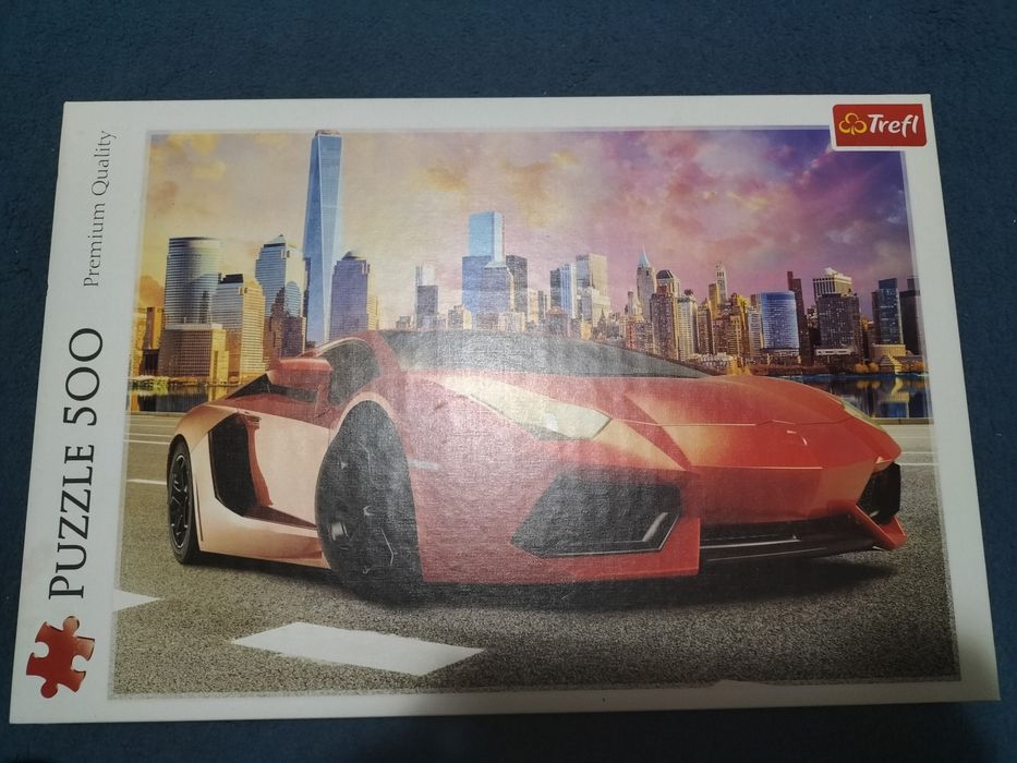 Buzele cu Lamborghini.