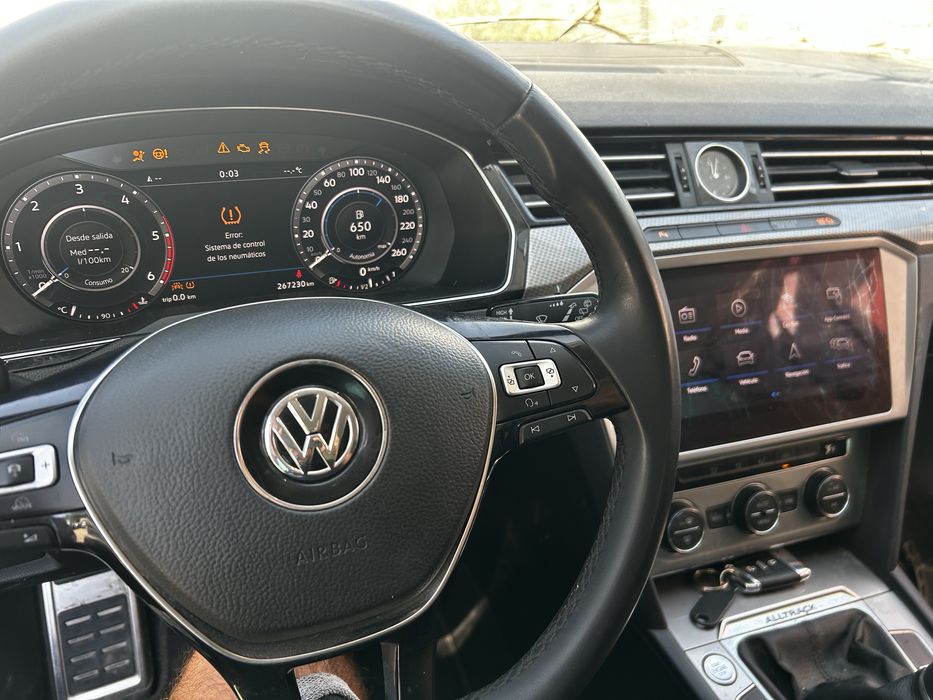 Ceasuri digitale Volkswagen Passat B8
