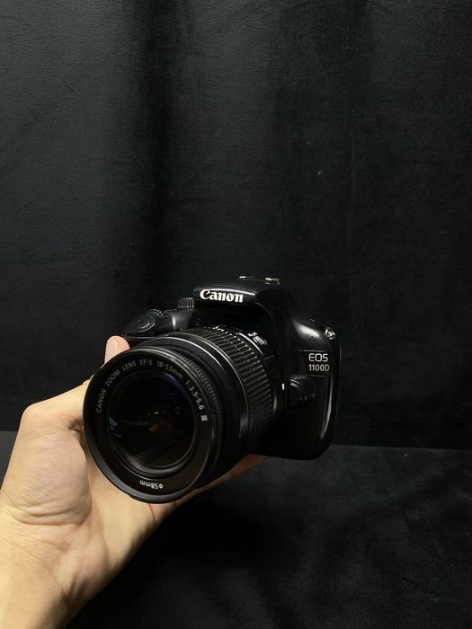 Canon EOS 1100D