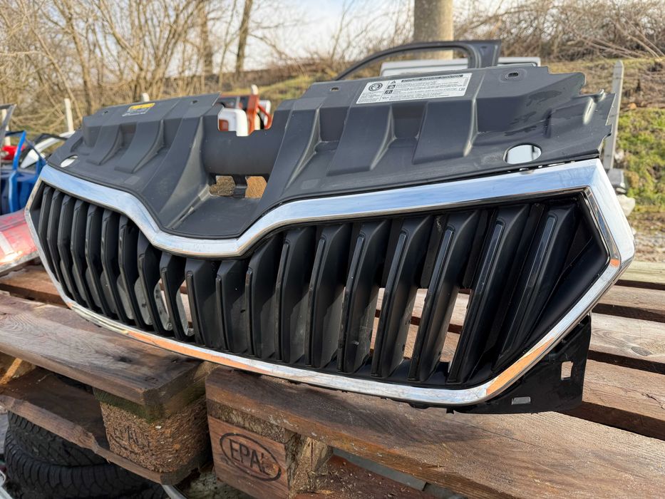 Решетка Skoda Fabia