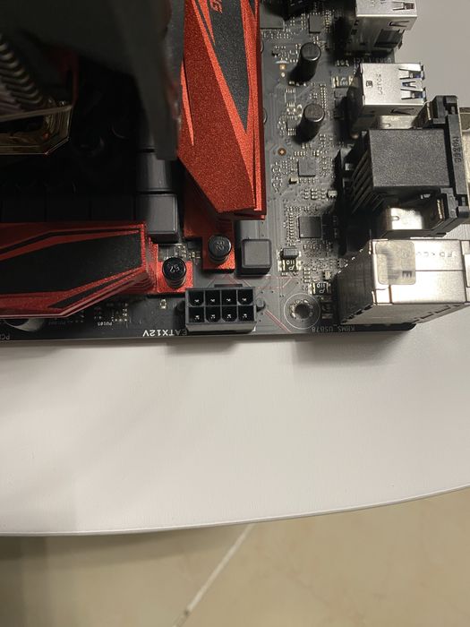 Vand kit de gaming procesor+placa de baza+cooler